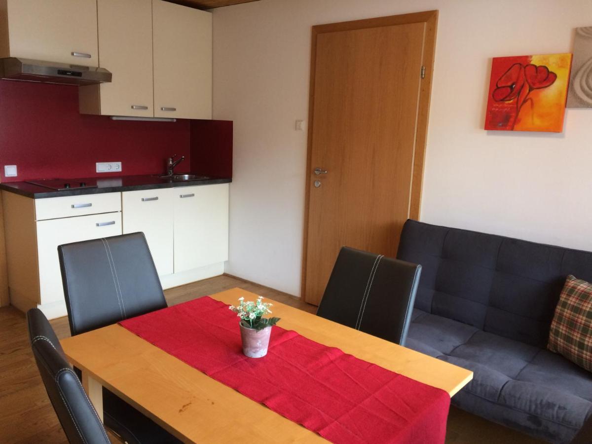 Waeldermetzge Huettenzimmer Und Wohnungen Warth  Esterno foto